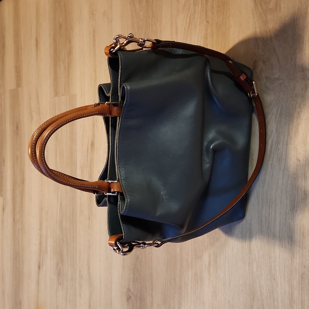 Authentic Dooney and Bourke Purse - Picture 2 of 13